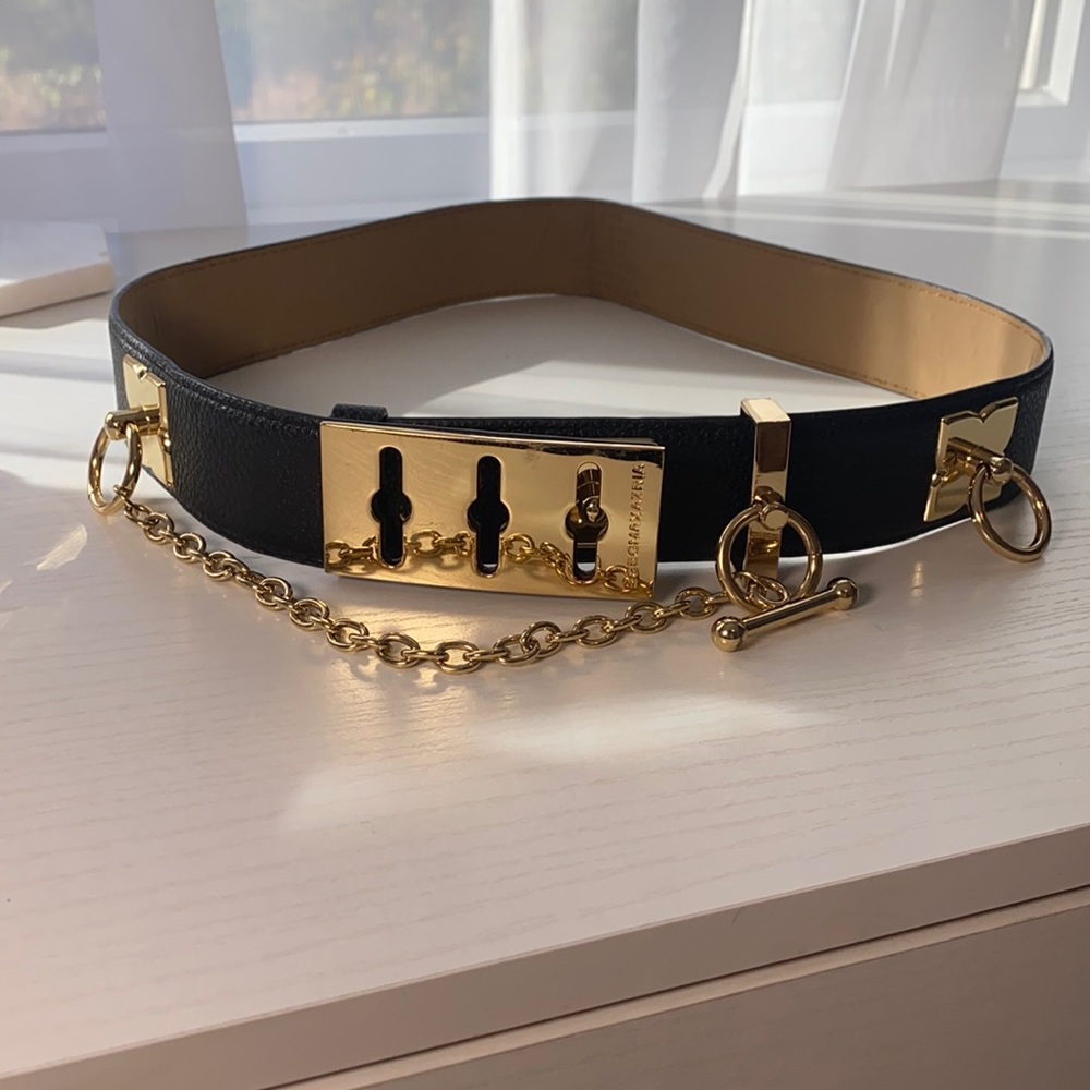 Black & gold chain BCBG Maxazria belt size M
